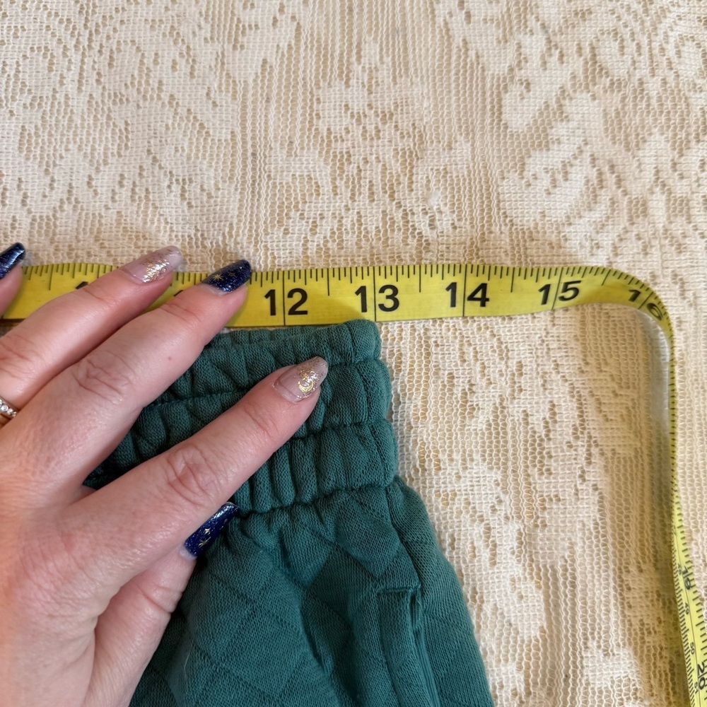 Van Winkle & Co quilted lounge set - Picture 11 of 13